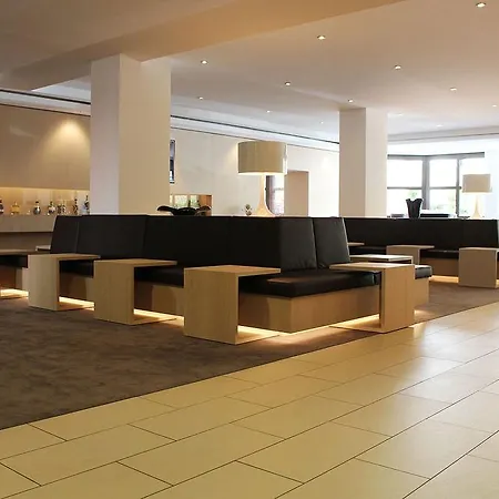 Bayerischer Hof 4*