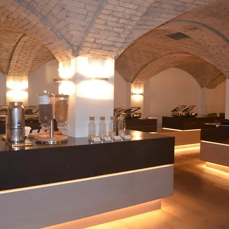 Bayerischer Hof Hotel
