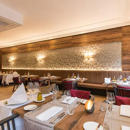 Bayerischer Hof Hotel