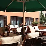Bayerischer Hof 4*