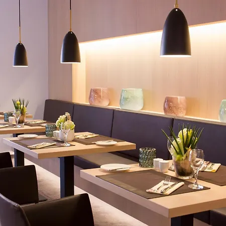 Bayerischer Hof Szálloda 4*