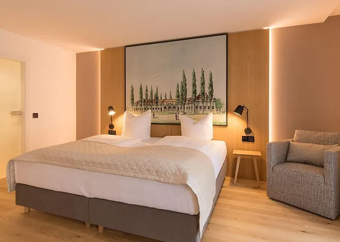 Bayerischer Hof Szálloda 4*