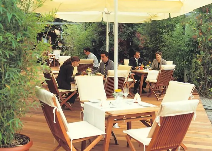 Bayerischer Hof 4*
