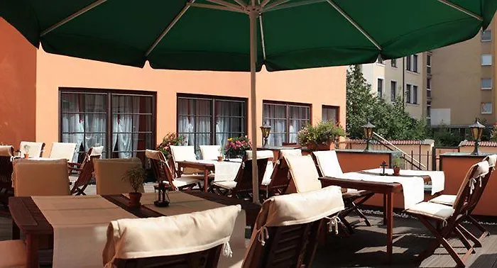Bayerischer Hof 4*